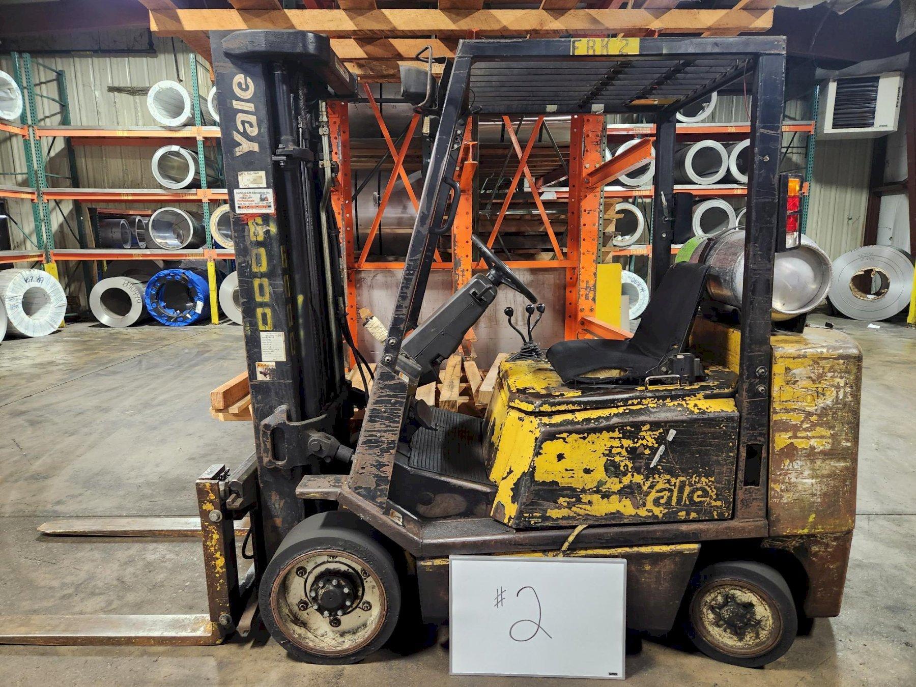 6000 LBS YALE LP-GAS FORKLIFT: STOCK #18836